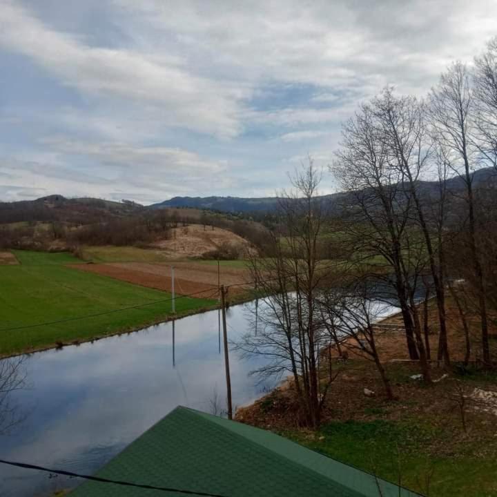 Smjestaj Na Selu,Porodica Gvozdenac Apartment Sipovo Luaran gambar