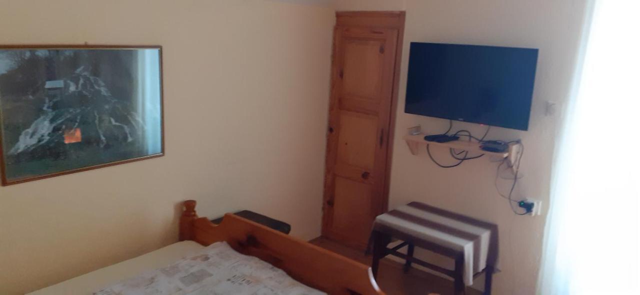 Smjestaj Na Selu,Porodica Gvozdenac Apartment Sipovo Luaran gambar